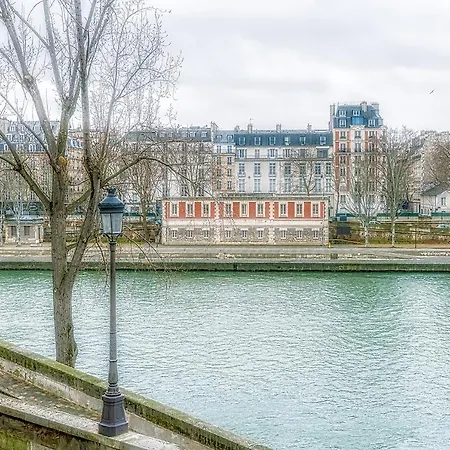 Apartment Saint-louis By B'your Paris